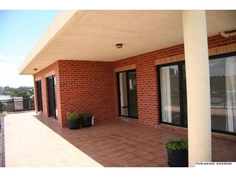 21/3 West Terrace, Bankstown NSW 2200