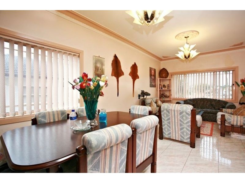 48 Russell Street, Greenacre NSW 2190