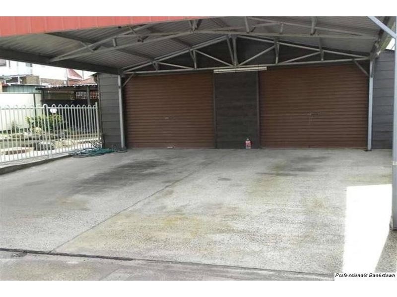 48 Russell Street, Greenacre NSW 2190