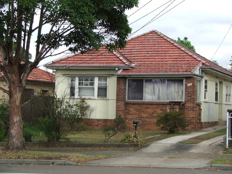 142 Amy Street, Regents Park NSW 2143