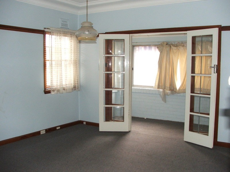 142 Amy Street, Regents Park NSW 2143