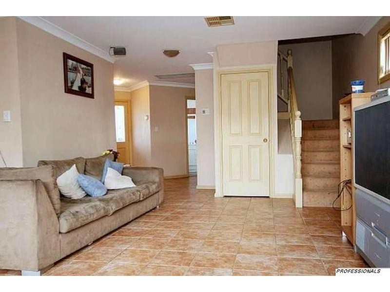 4/74 William Street, Condell Park NSW 2200