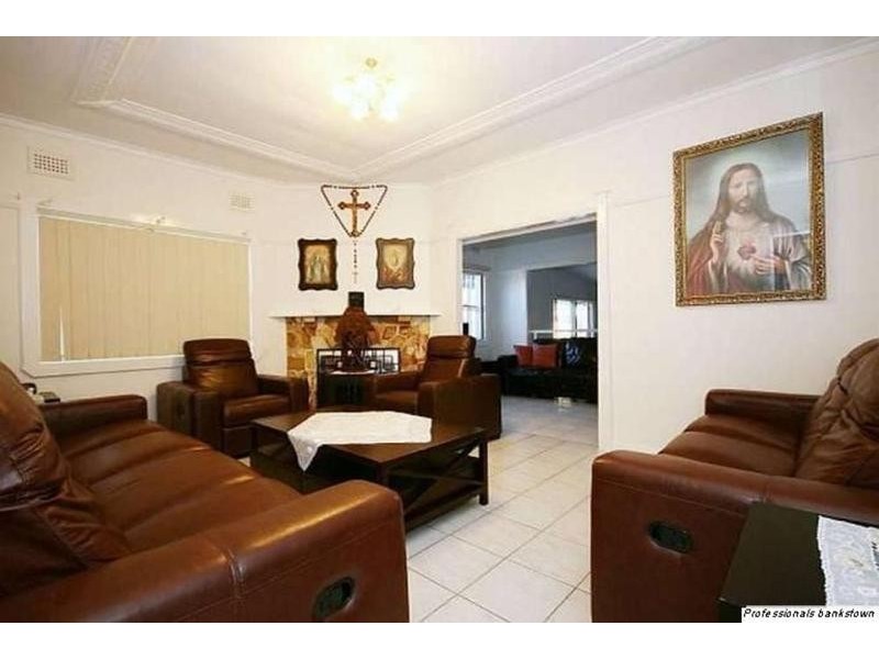 32 Telopea Street, Punchbowl NSW 2196