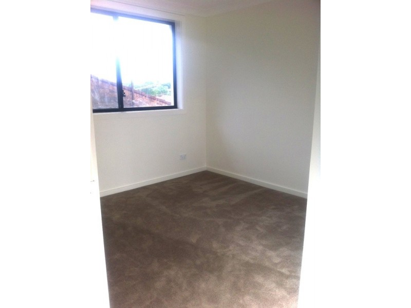 9A Chifley Avenue, Sefton NSW 2162