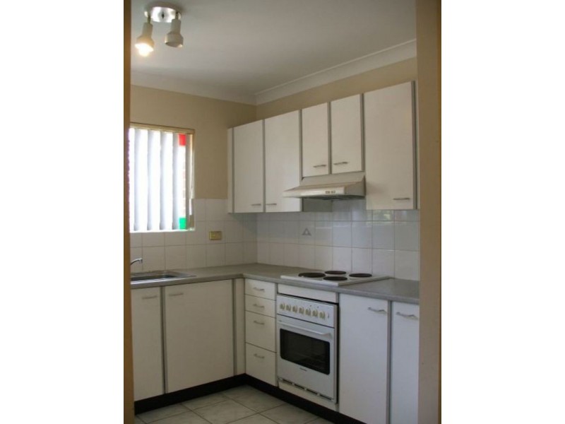 13/54-56 Sir Joseph Banks Street, Bankstown NSW 2200