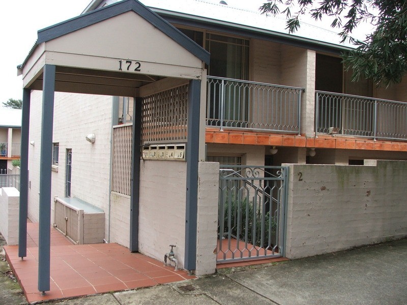 2/172 Flood Street, Leichhardt NSW 2040