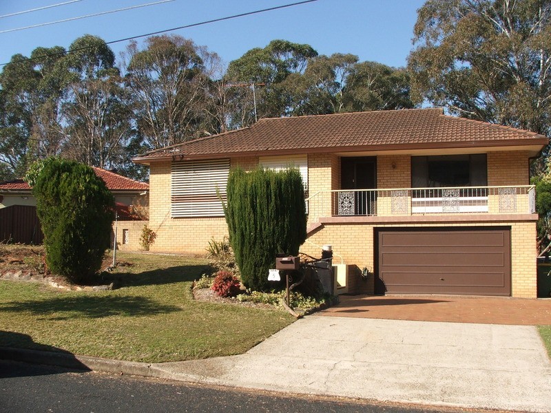 5 Wendy Avenue, Georges Hall NSW 2198