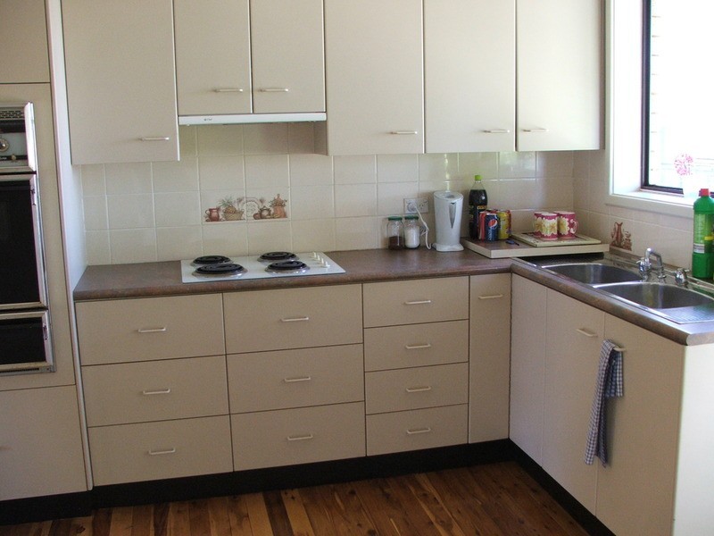 5 Wendy Avenue, Georges Hall NSW 2198