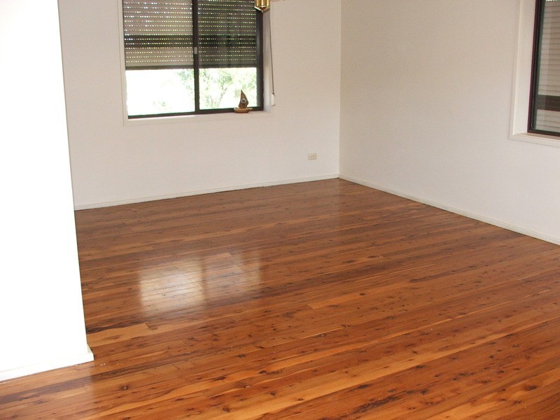 5 Wendy Avenue, Georges Hall NSW 2198