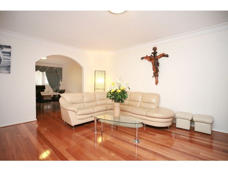 10 Keswick Street, Georges Hall NSW 2198