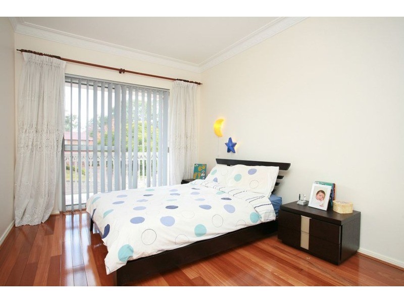 10 Keswick Street, Georges Hall NSW 2198