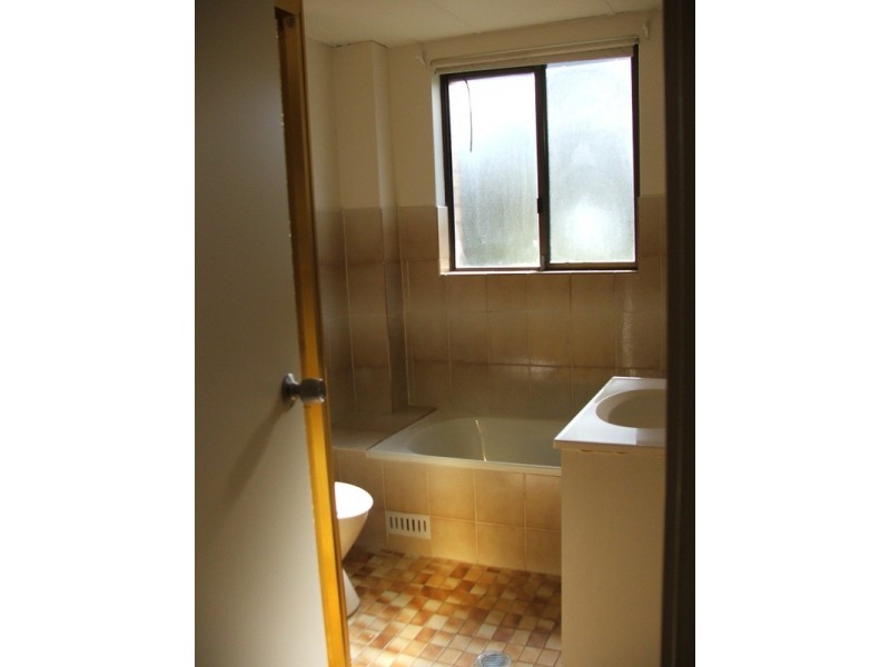 4/20 Dudley Avenue, Bankstown NSW 2200