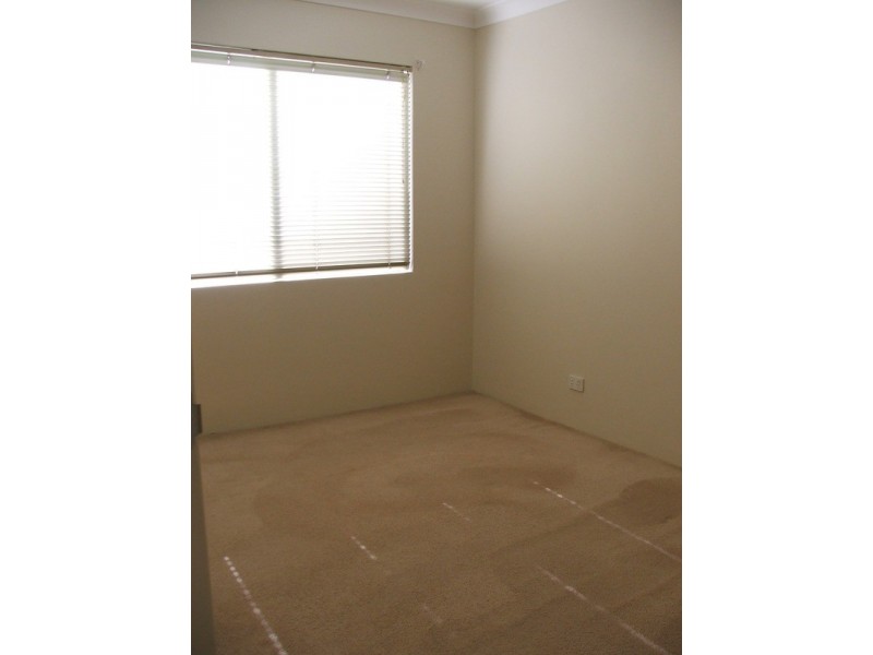 4/20 Dudley Avenue, Bankstown NSW 2200