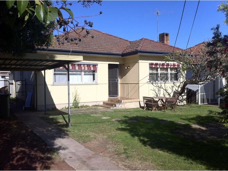 21 Bulwarra Avenue, Sefton NSW 2162