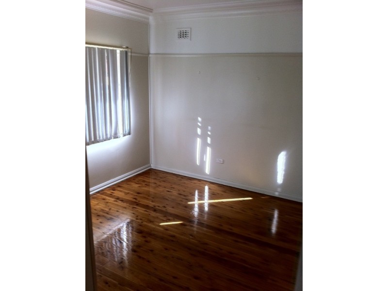 21 Bulwarra Avenue, Sefton NSW 2162