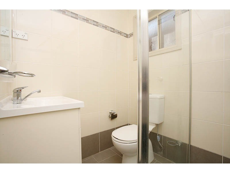 5 Price Lane, Bankstown NSW 2200