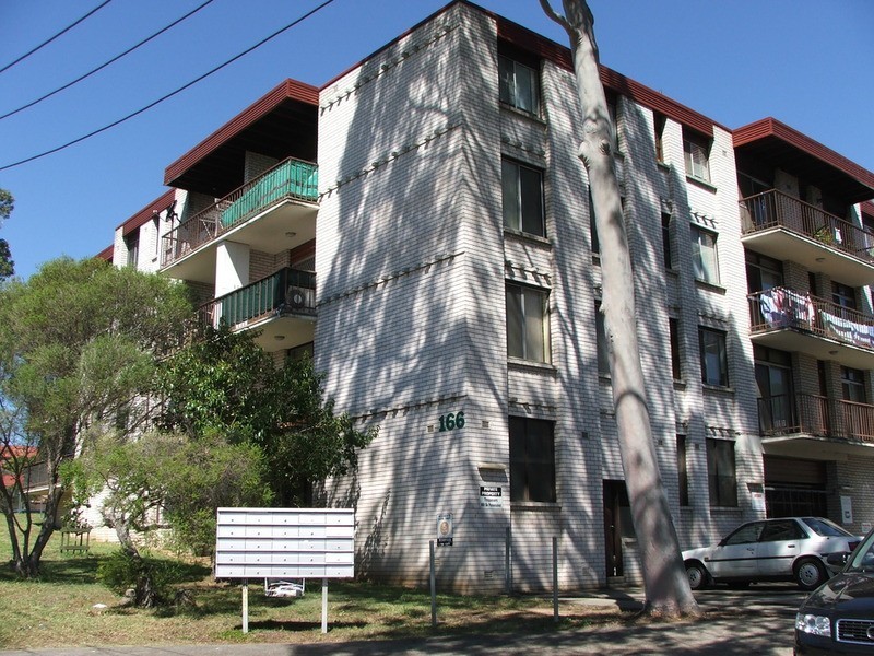 11/166 Greenacre  Road, Bankstown NSW 2200