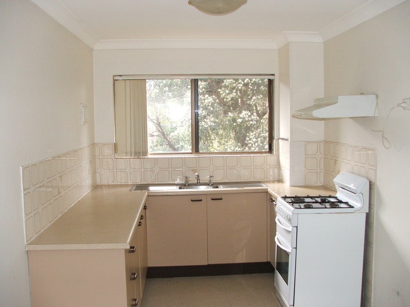 27/14 Melanie Street, Bankstown NSW 2200