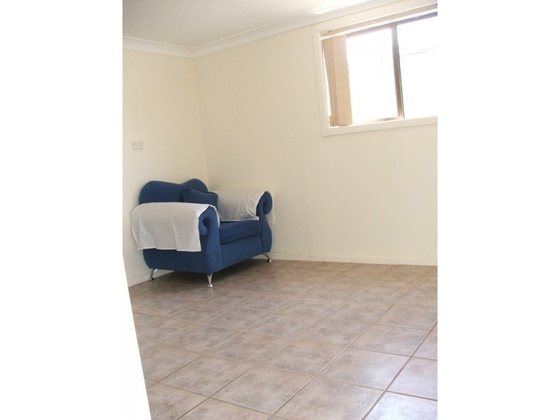 10 Rex Road, Georges Hall NSW 2198