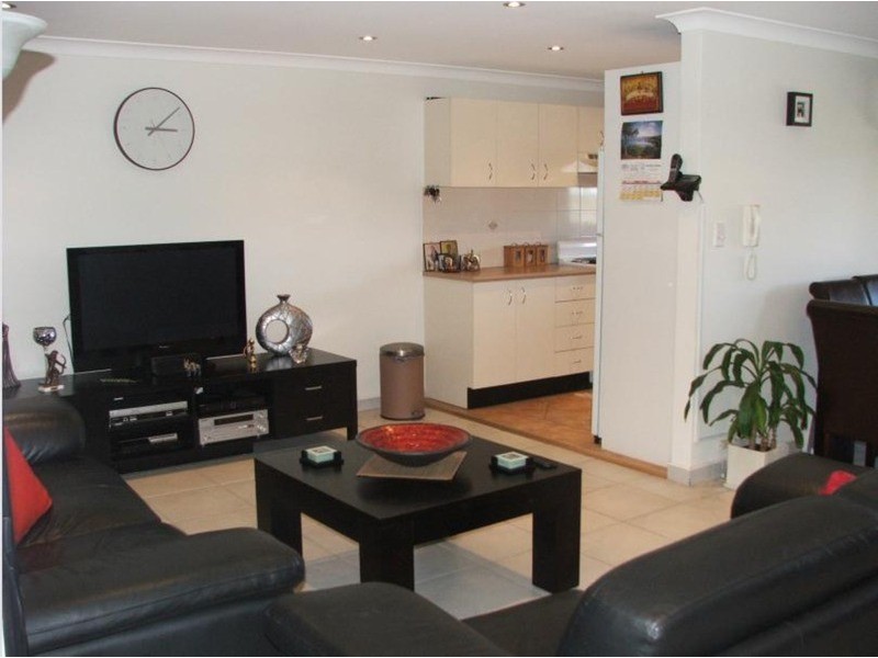 6/142 Meredith Street, Bankstown NSW 2200