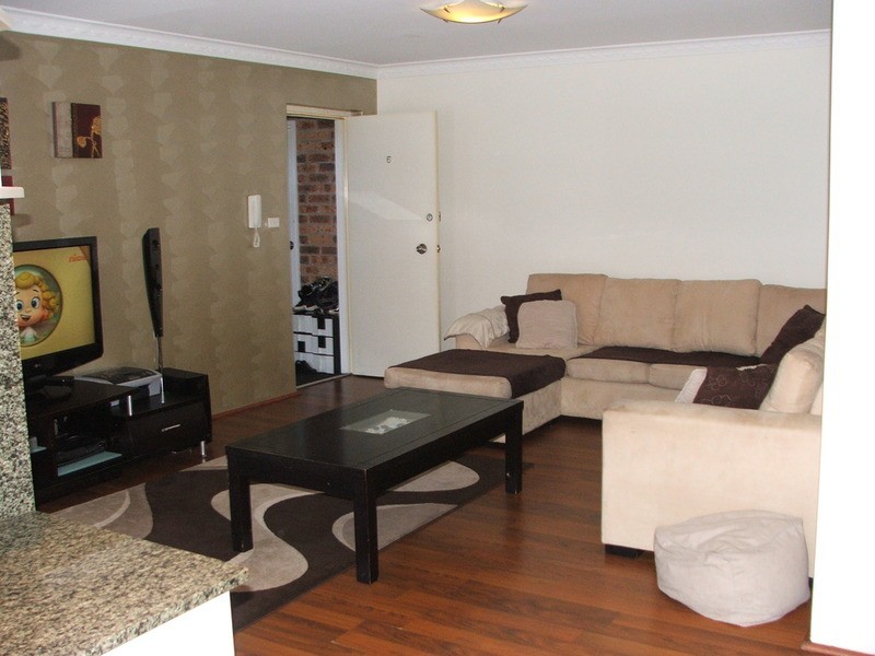 6/68-70 Meredith Street, Bankstown NSW 2200