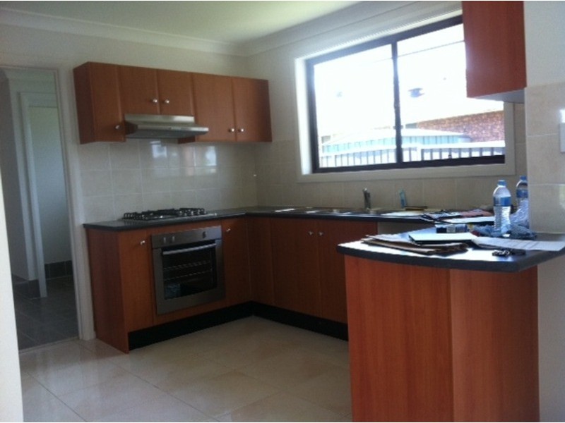 5A Flinders Crescent, Green Valley NSW 2168