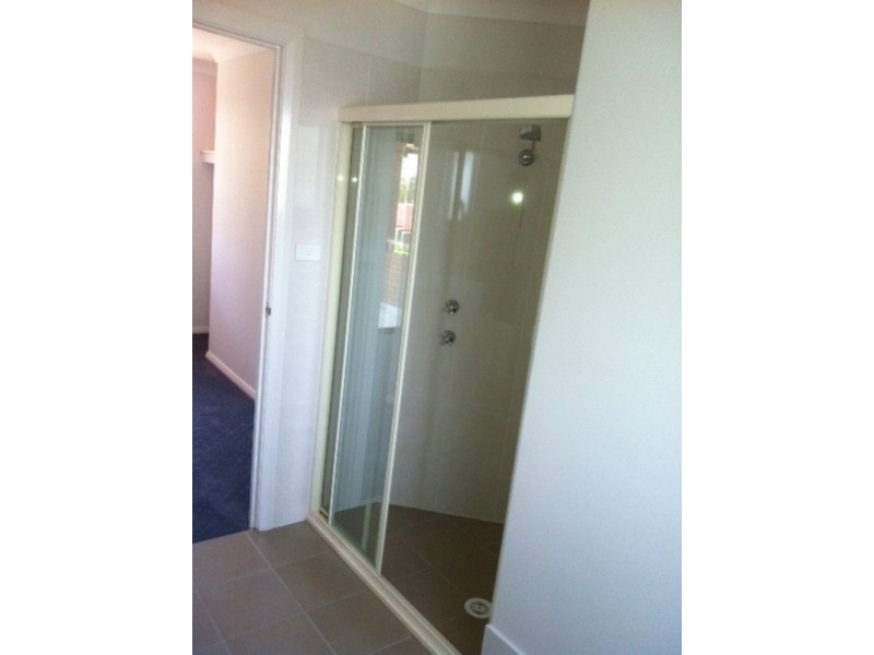 5A Flinders Crescent, Green Valley NSW 2168