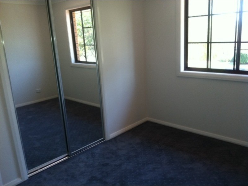 5A Flinders Crescent, Green Valley NSW 2168