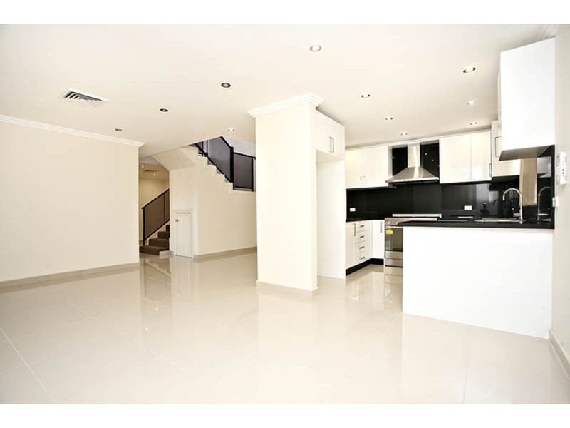 93 Highview Avenue, Greenacre NSW 2190