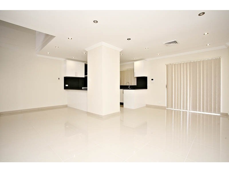 93 Highview Avenue, Greenacre NSW 2190