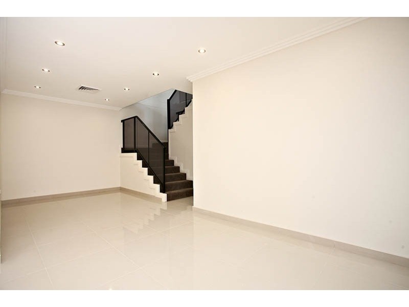 93 Highview Avenue, Greenacre NSW 2190