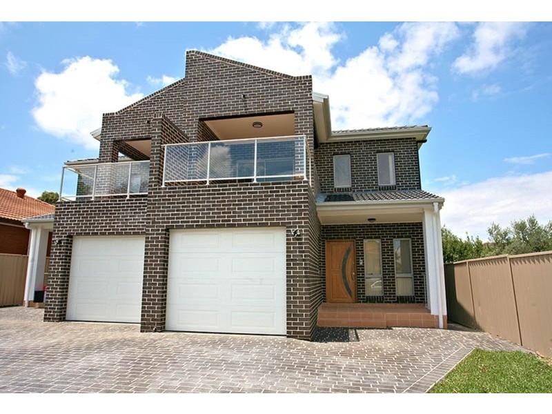 93 Highview Avenue, Greenacre NSW 2190