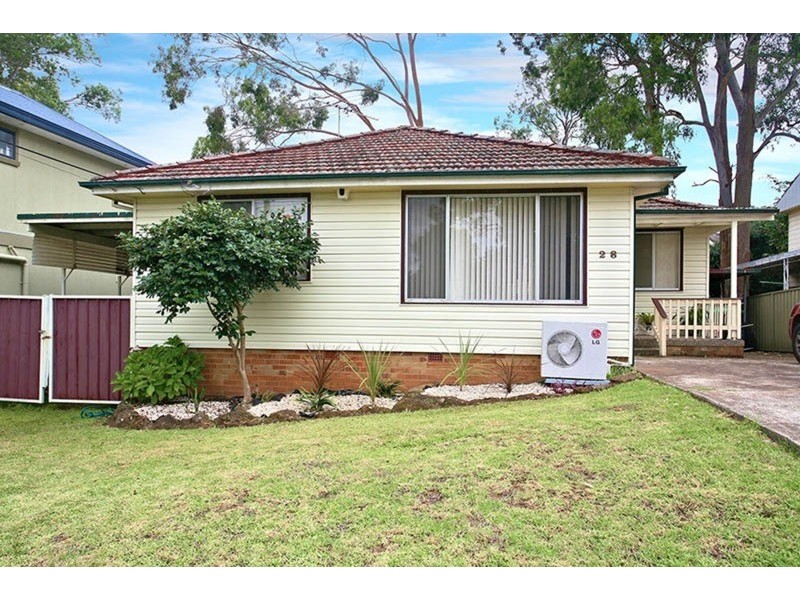28 Donnington Avenue, Georges Hall NSW 2198