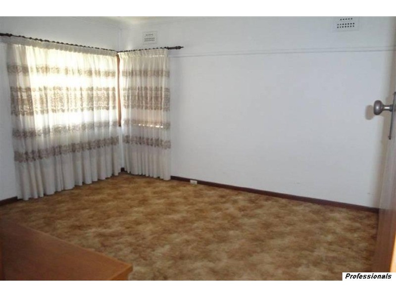 128 Orchard Road, Chester Hill NSW 2162