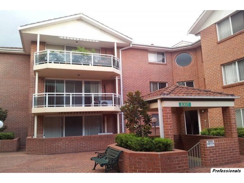 13/73 Reynolds Avenue, Bankstown NSW 2200