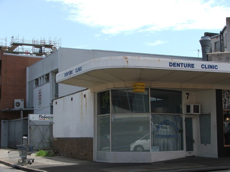 7 Kitchener Parade, Bankstown NSW 2200