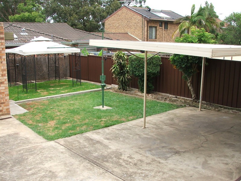 11 Wentworth Street, Birrong NSW 2143