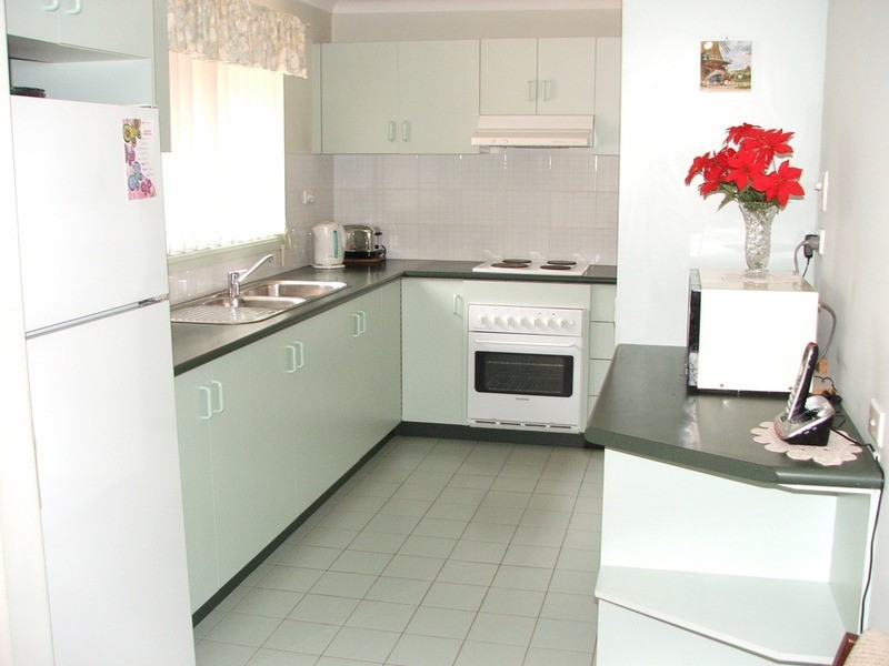 2/27 William Street, Condell Park NSW 2200