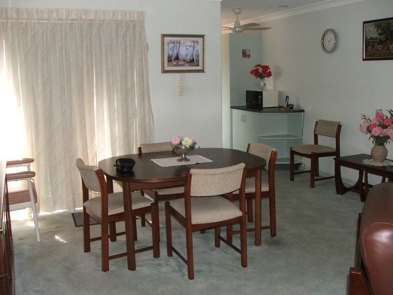 2/27 William Street, Condell Park NSW 2200