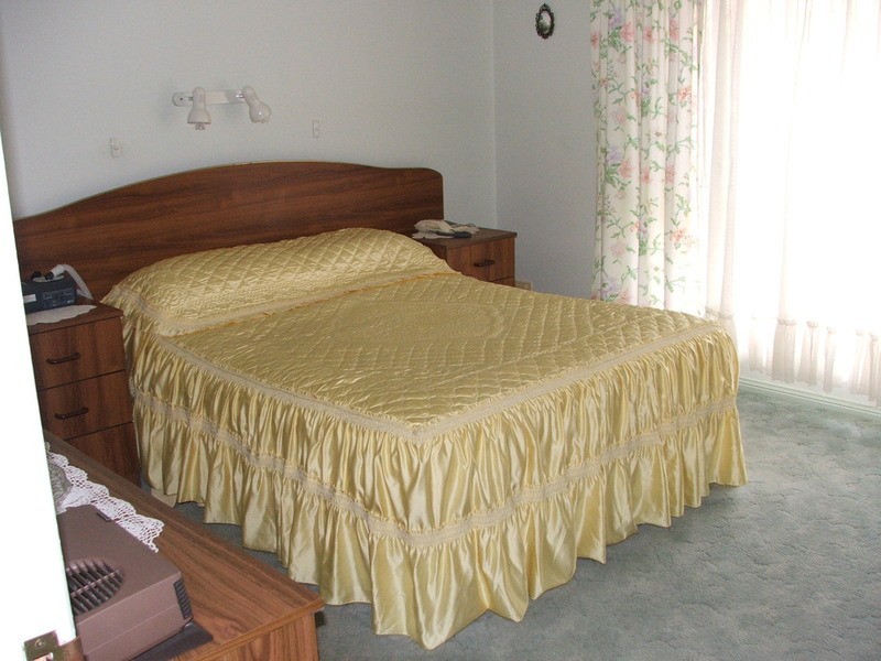 2/27 William Street, Condell Park NSW 2200