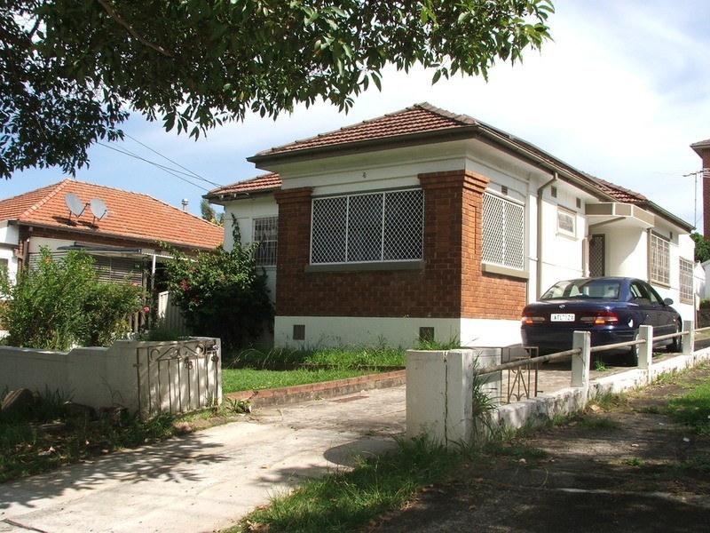 76 Cairds Avenue, Bankstown NSW 2200