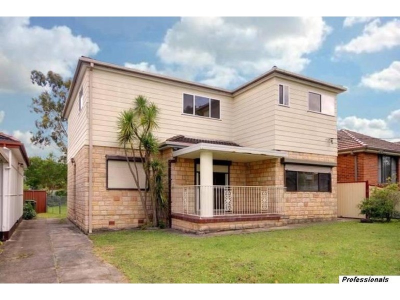 29 Petunia Avenue, Bankstown NSW 2200