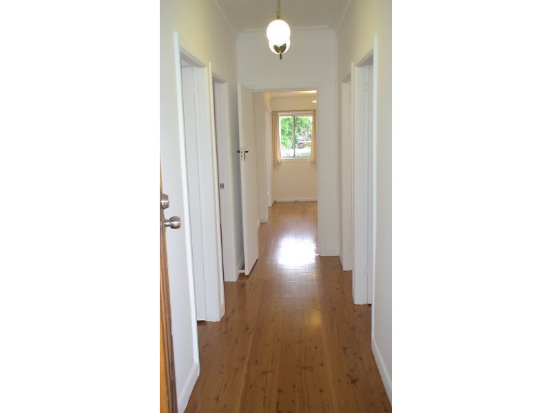 11 Lithgow Avenue, Yagoona NSW 2199