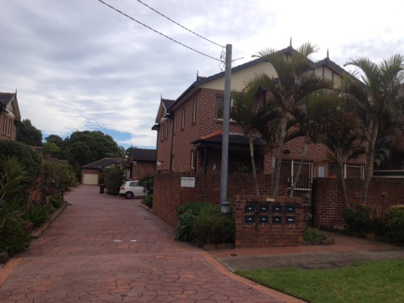 2/29 Pringle Avenue, Bankstown NSW 2200