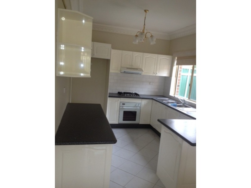 2/29 Pringle Avenue, Bankstown NSW 2200