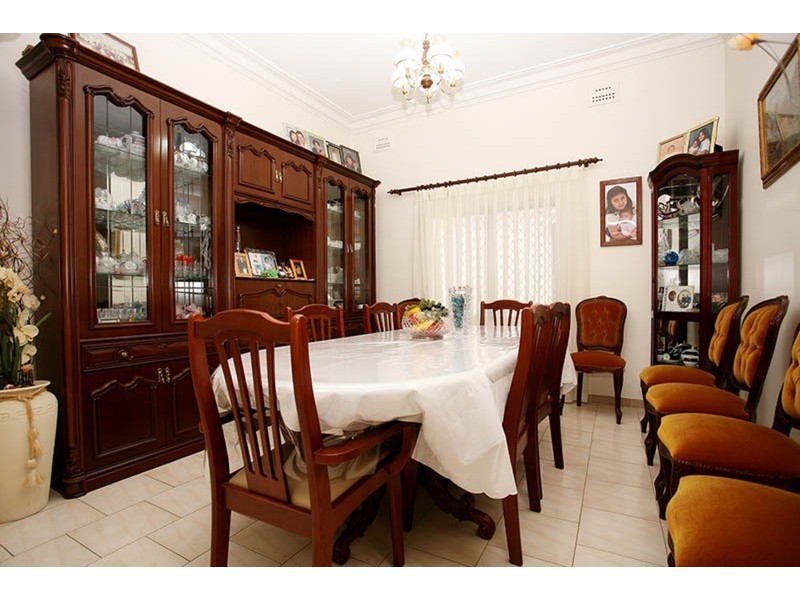 45 Leylands Parade, Belmore NSW 2192