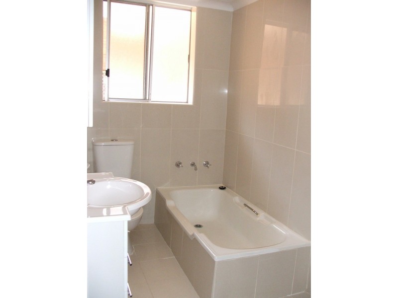 3/83 Hampden Road, Lakemba NSW 2195