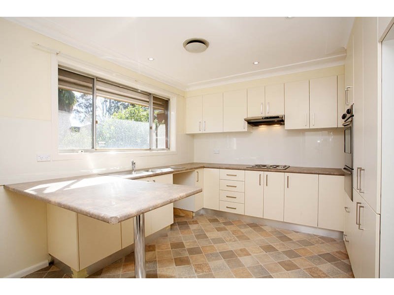 16 Suncroft Avenue, Georges Hall NSW 2198
