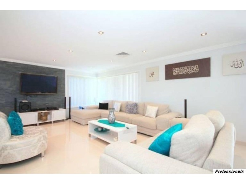 21 Dalton Avenue, Condell Park NSW 2200