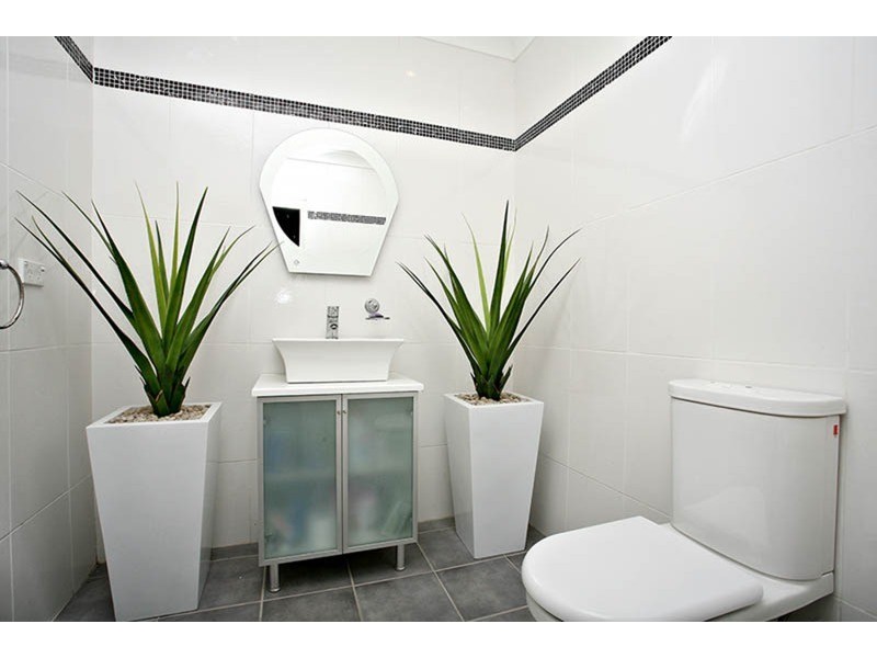 10 Lindsay Street, Panania NSW 2213